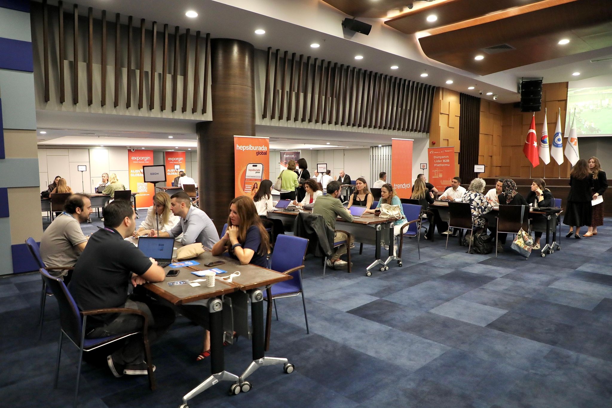 E-Ticaret ve E-İhracatın Merkezi: İzmir