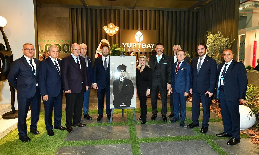 Hisarcıklıoğlu UNICERA İstanbul 2024 Fuarı'nı ziyaret etti